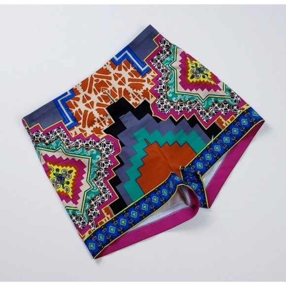 Flying Tomato Pants - SOLD☆Flying Tomato Tribal Print High-Rise Shorts S